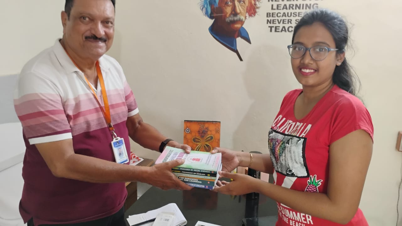 B.Ed. students at Bidyasagar Academy - Teacher training facility